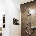 Business And Family Homes 布尔高