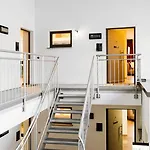 Business And Family Homes 布尔高