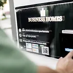 Business And Family Homes * 布尔高