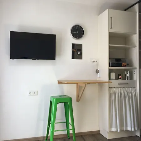 Business And Family Homes * Burgau
