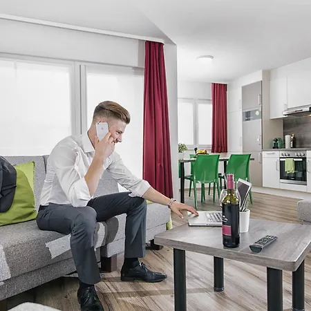 Business Homes Apartment *